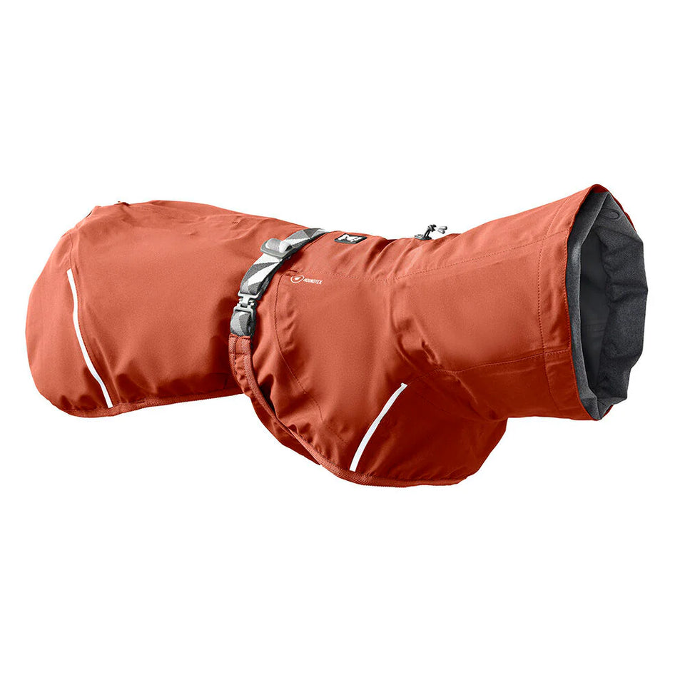 HURTTA MUDVENTURE COAT ECO - Kutya esőkabát
Könnyű, könnyen csomagolható– ez a praktikus, védelmet nyújtó kutyakabát ideális utazásokhoz, valamint szeles, esős vagy saras körülményekhez. 🌦️🐾